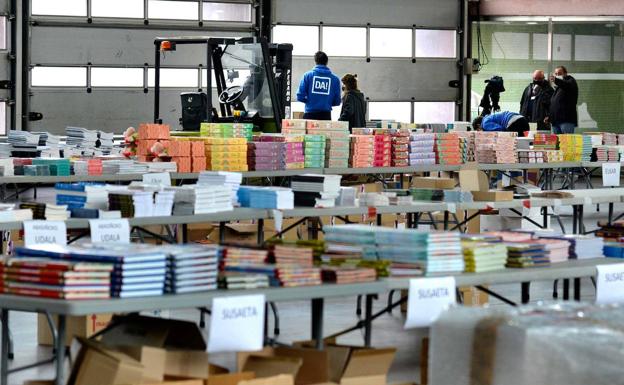 Lehen taupada emateko prest dago Durangoko Azoka