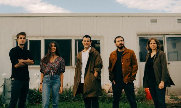 Nøgen vuelve a la carga con 'Under alt', un disco «entre la continuación y la ruptura»