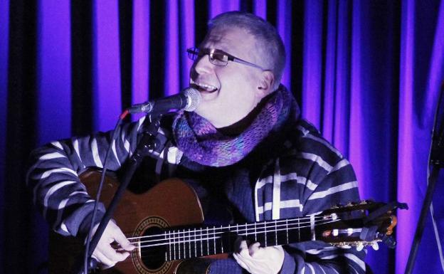 Pedro Pastor y Esti y Mikel Markez actúan en el Doka durante el puente