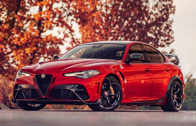 Alfa Romeo celebra 110 años con un prodigioso deportivo