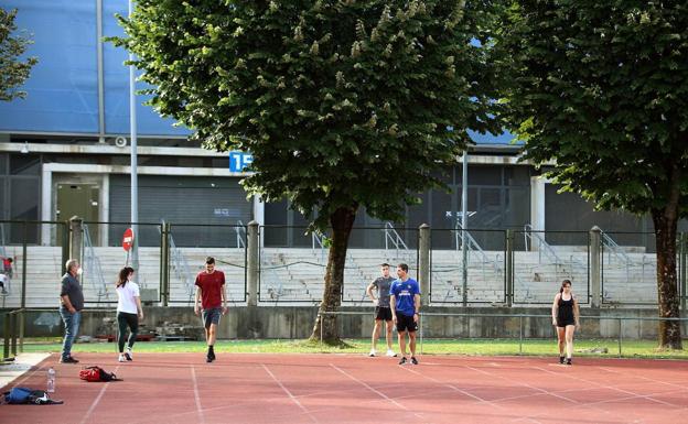 La Federación cobrará de forma «puntual» a los atletas guipuzcoanos por competir