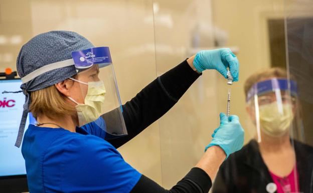 La vacuna acelera su llegada a Europa