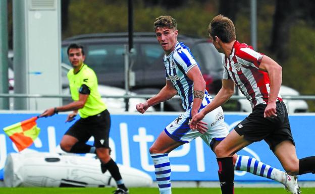 El Sanse despide el año con una derrota en el derbi