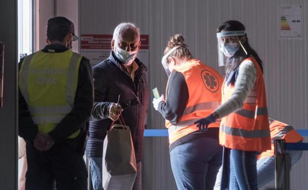 Los bares de los ocho municipios de Gipuzkoa con peor situación epidemiológica seguirán cerrados