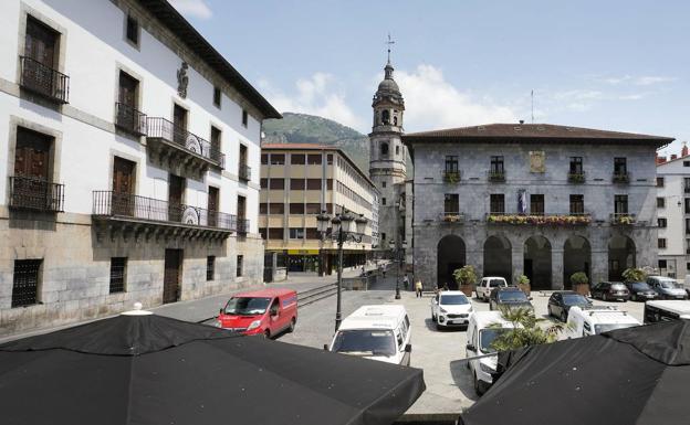 Azkoitia cierra su hostelería desde este viernes y Eskoriatza la reabre