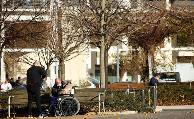 Las familias de los 5.000 usuarios tramitan los consentimientos