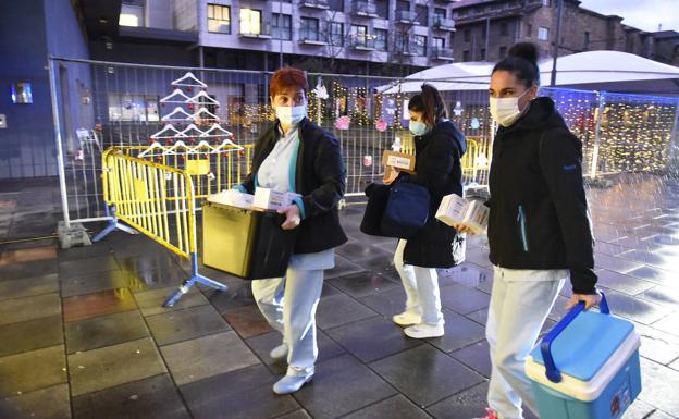 Medio centenar de residencias vascas abrirán inmunizadas el nuevo año