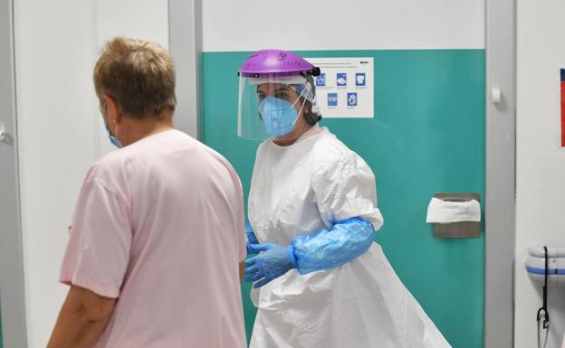 La incidencia del Covid en Euskadi recupera terreno con una tasa de positivos por encima del 7%