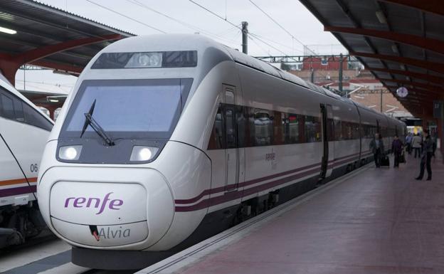 Renfe recupera a partir del próximo lunes la conexión de Euskadi con Galicia y Salamanca