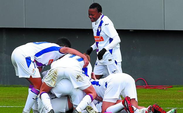 Doctoras 'cum laude' en el primer derbi