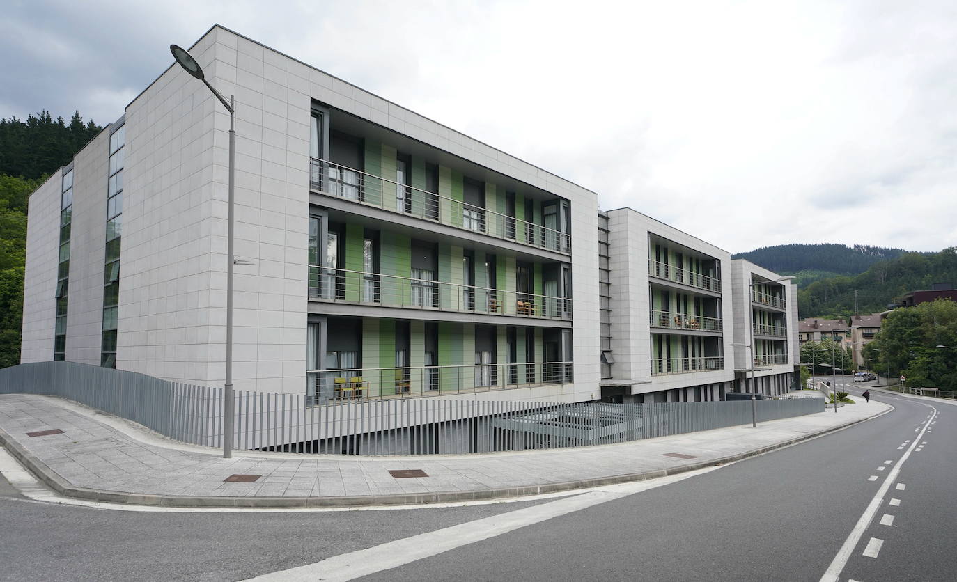 Dos nuevos positivos en las residencias de Gipuzkoa