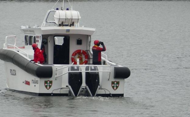 La Ertzaintza cree que los restos hallados en la playa de Getxo fueron arrojados a la ría