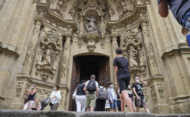 Gipuzkoa perdió en 2020 más de la mitad de sus viajeros