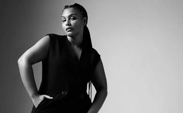 Paloma Elsesser, la modelo de talla 44 que revoluciona el catálogo de Zara