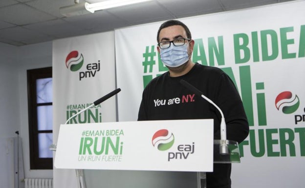 El PNV responde a «las mentiras del Gobierno» reivindicando que no es sumiso «al régimen de Santano»