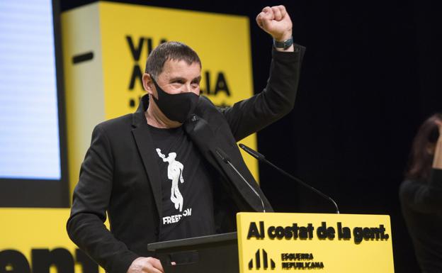 Otegi insta a Sánchez a dar solución «al problema nacional» de Cataluña en la mesa de diálogo