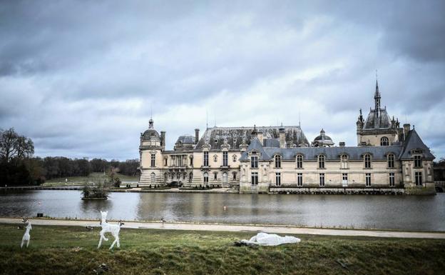 Chantilly se queda a dos velas