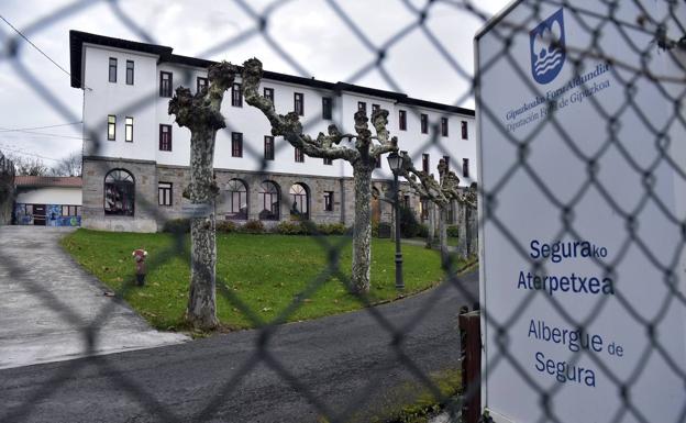 «Hay muchos chicos que salen del centro de menores y se quedan en la calle, desamparados»
