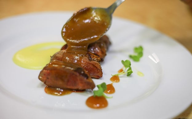 Receta de pichón en dos cocciones de Félix Belaunzaran