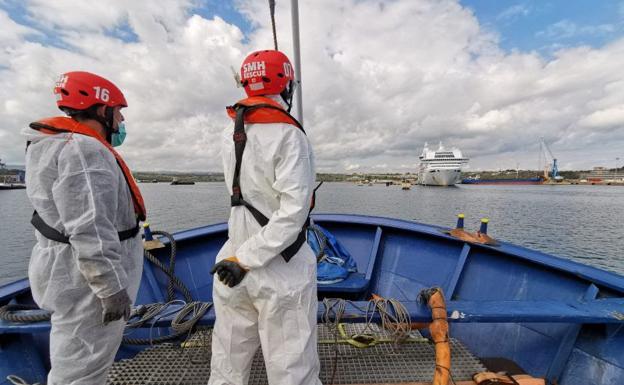 El centenar de personas rescatadas por el Aita Mari ya están bajo custodia italiana