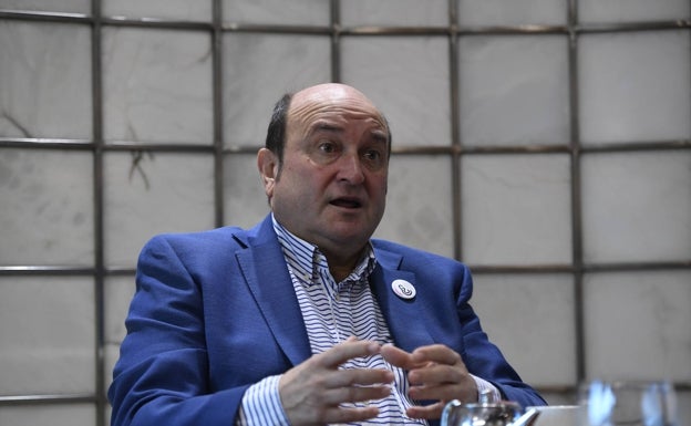 Ortuzar insta a EH Bildu a «explicar como partido» lo que ha ocurrido con Miren Larrion