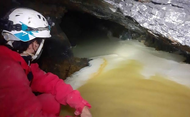 La 'leche de luna' bajo el Hernio