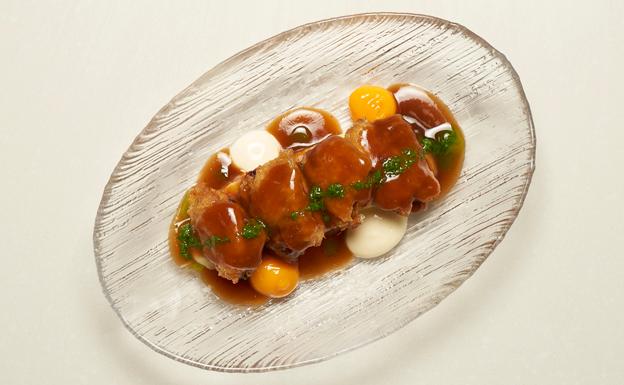 Receta de alitas deshuesadas con puré de patata y alioli de Iñigo Peña