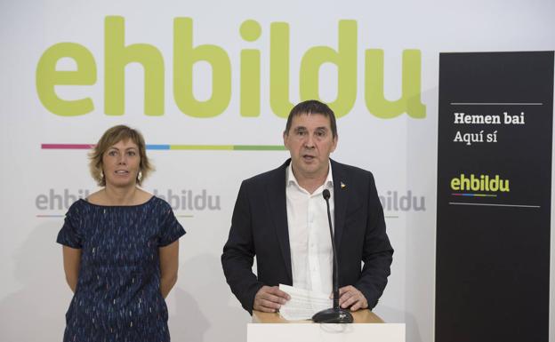 La renuncia de Larrion golpea la estrategia de EH Bildu en pleno debate interno