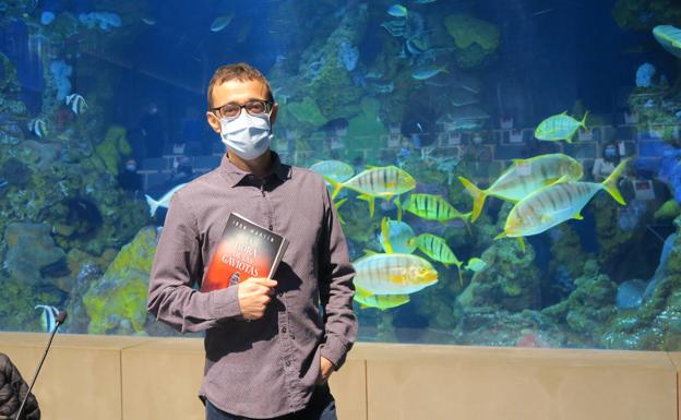 Ibon Martín idazlea izango dute gonbidatu 'Biba zuek' saioan