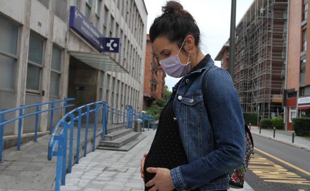 Un estudio acerca la vacunación contra el Covid para las embarazadas con dosis de ARN