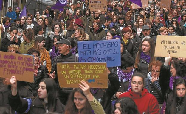 30.000 mujeres vascas han dejado de trabajar para cuidar a un dependiente