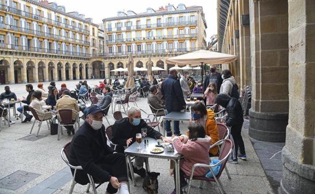 La apertura de la movilidad en Euskadi resucita las reservas en agroturismos