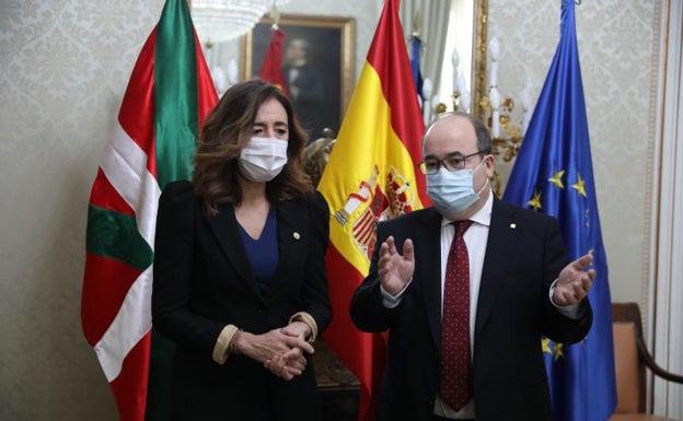 El Gobierno Vasco presiona para elevar los cinco traspasos comprometidos para este mes