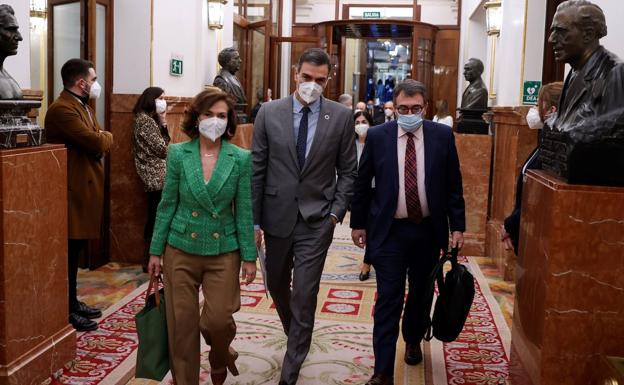 PSOE, PP y PNV rehacen puentes frente a la dinámica de pactos de Podemos y EH Bildu