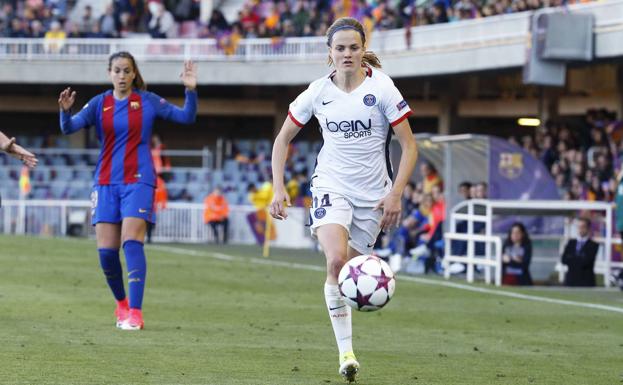 Irene Paredes estudia renovar con el PSG, donde es «capitana y motor del equipo»