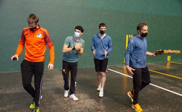 «Deberían jugarse más partidos en el Atano III»