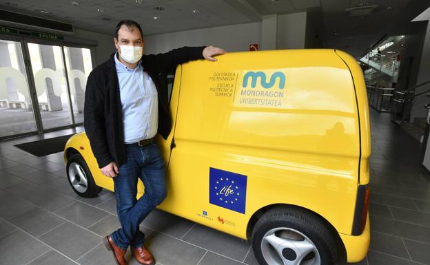 «Necesitamos formar profesionales para la industria del vehículo eléctrico»