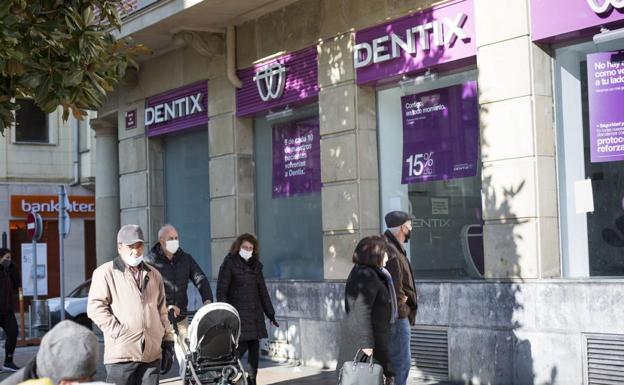 Vitaldent compra las clínicas de Dentix en Donostia y Eibar, pero no asumirá todos los tratamientos que quedaron a medias