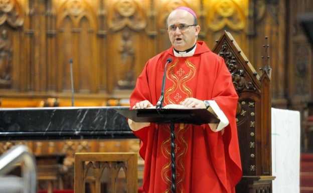 Munilla afirma que la ley de eutanasia revela una «profunda crisis moral»