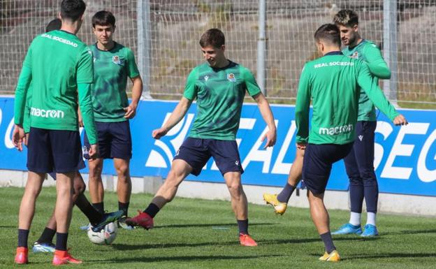 Aihen no entró en la convocatoria por una lesión en el aductor