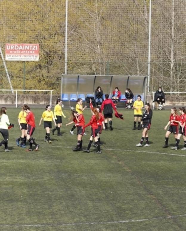 Emaitza onak lortu dituzte herriko futbol taldeek