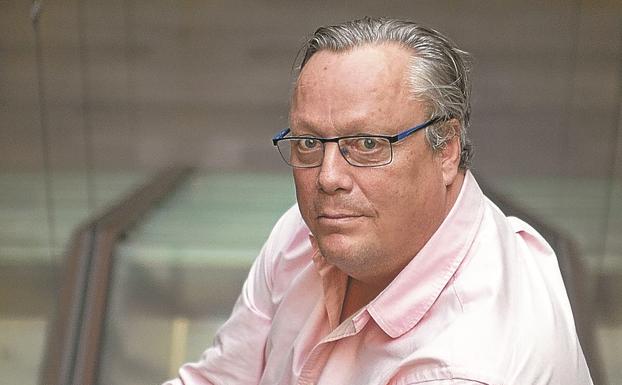 Jonas Jonasson (Escritor): «Ya no hay paraíso ni en Sueciani en un mundo que se tambalea»