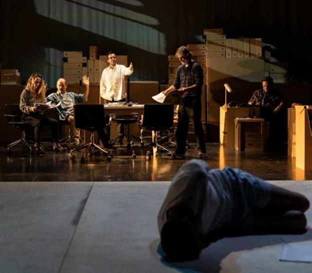 'Sisiforen paperak', crónica sobre el cierre de un periódico llevado al teatro