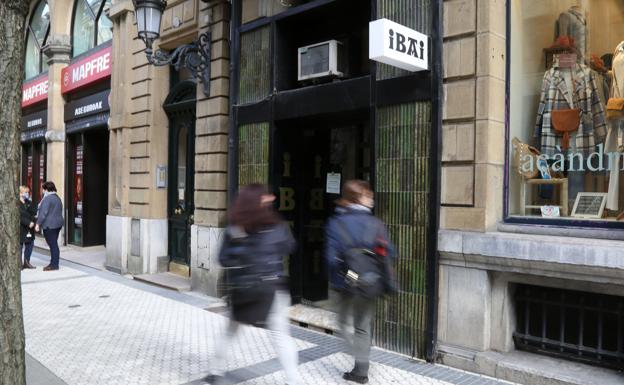 Los vascos prevén un gasto medio de 297 euros esta Semana Santa, un 27% menos que en 2019