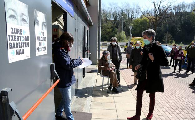 Solo el 4% de la población vasca está ya inmunizada