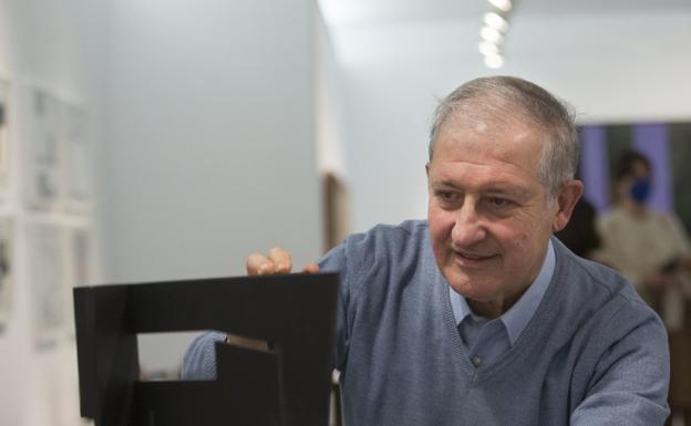 'Uno y Diverso' exhibe el fértil universo creativo de Iñaki Ruiz de Egino