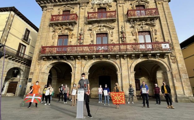 Euskal Herria Batera llama a cantar en las plazas en otra jornada marcada por la pandemia