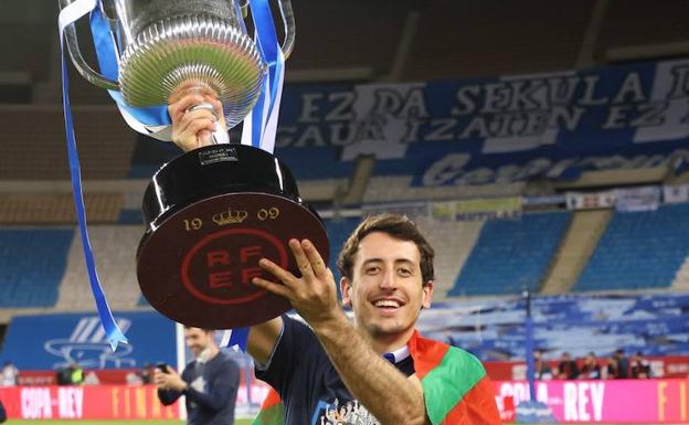 Mikel Oyarzabal: «El que conoce bien a Asier Illarramendi sabe que toca la trompeta desde hace años»