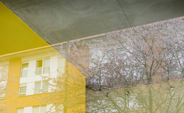 Espejos, historia y fondos marinos se muestran en Zarautz