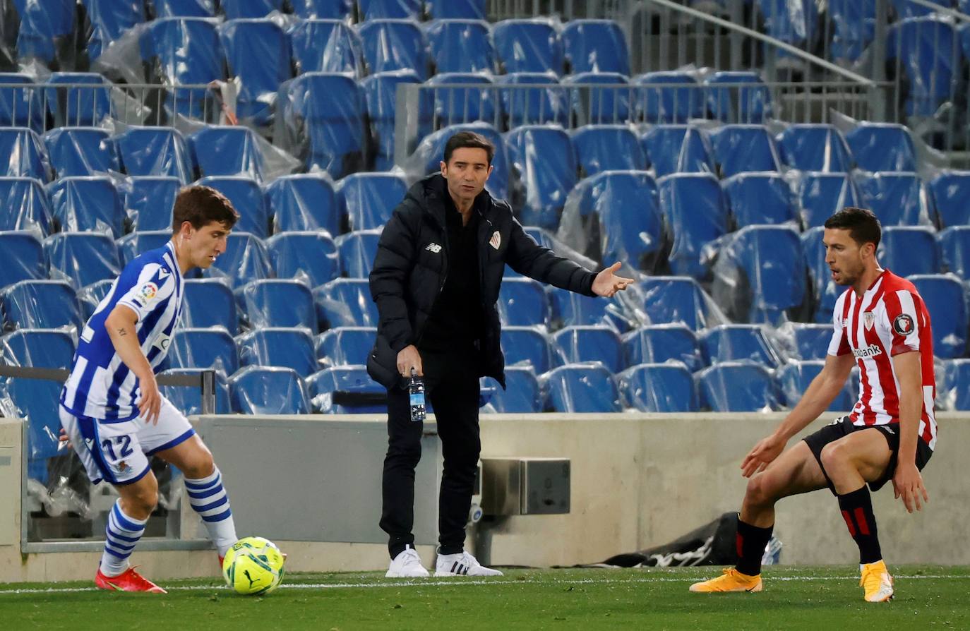 Aihen Múñoz se resiente de su lesión en el aductor